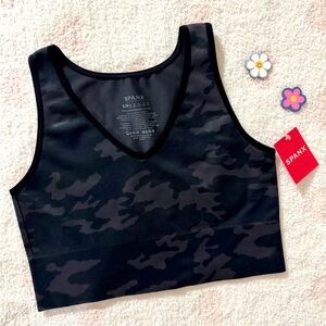 SPANX Look At Me Now Seamless Crop Top- Black Camo